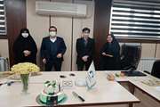 تقدیر از مسئول کتابخانه دانشکده پرستاری و مامایی در جشن کتاب 1401